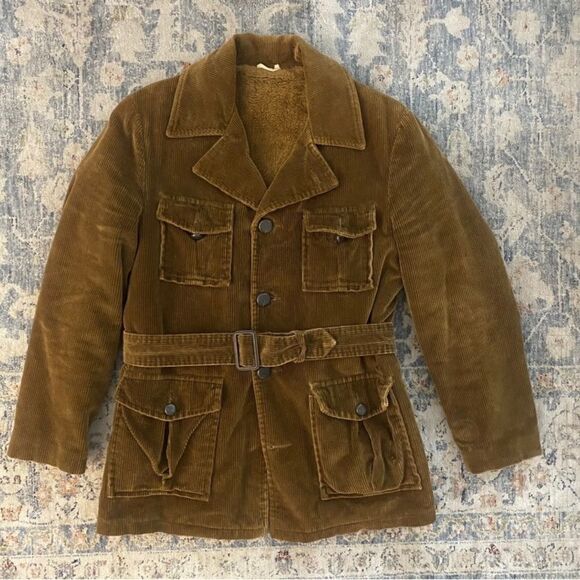 Vintage 1970’s corduroy belted men’s sporting jacket small 38/40 with faux fur - Picture 6 of 6